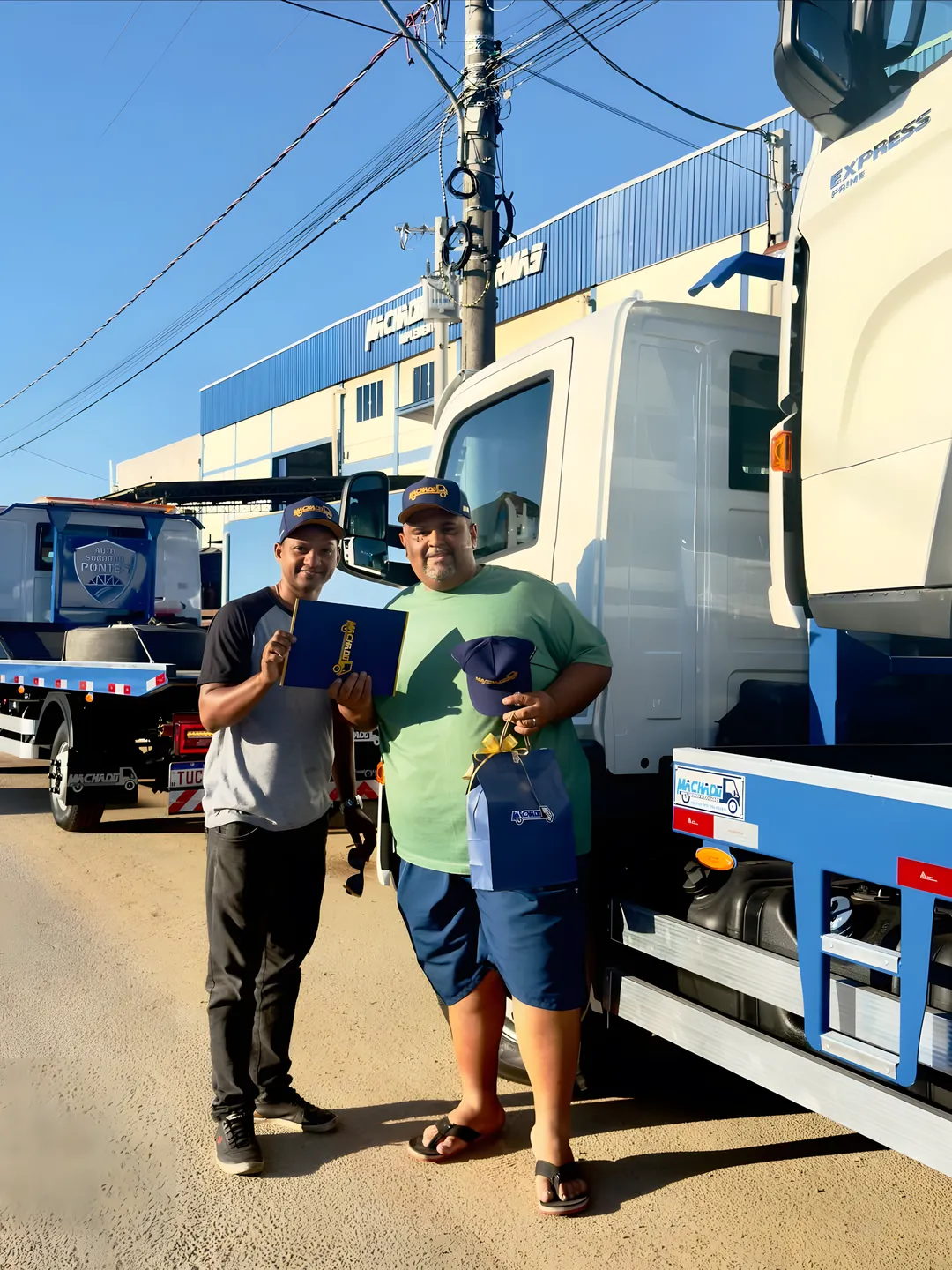 Cliente recebendo plataforma Machado