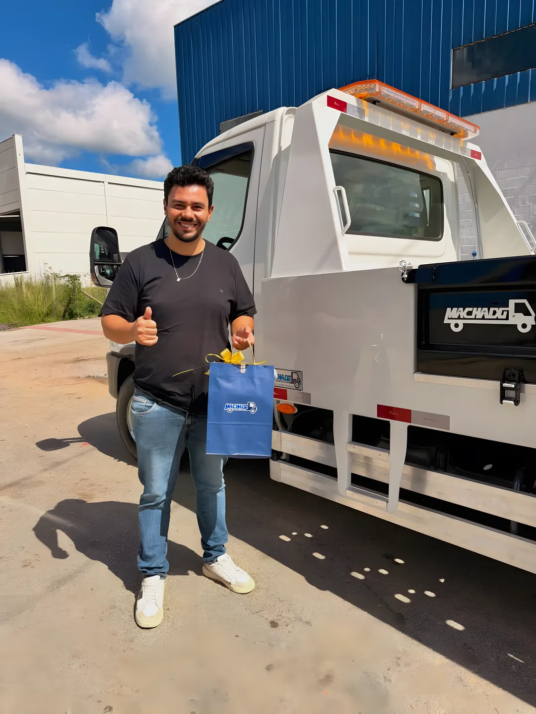 Plataforma Machado pronta para uso após entrega